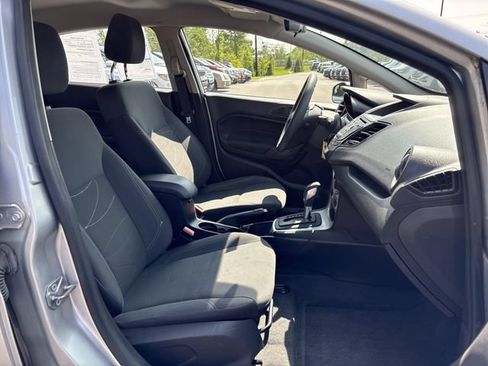Certified 2017 Ford Fiesta SE FWD image 21