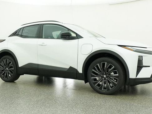 New 2026 Toyota C-HR AWD/4WD image 6