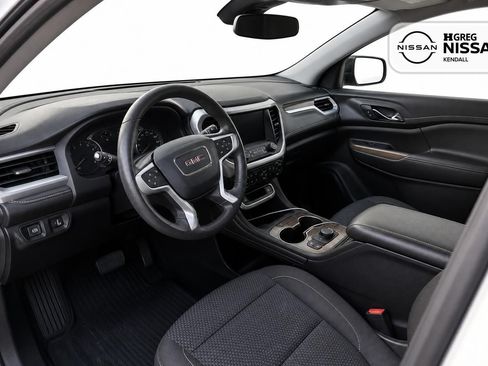 Used 2022 GMC Acadia SLE w/ Driver Convenience Package FWD image 6