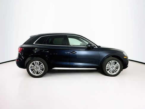 Used 2018 Audi Q5 2.0T Premium Plus w/ Premium Plus Package AWD/4WD image 10