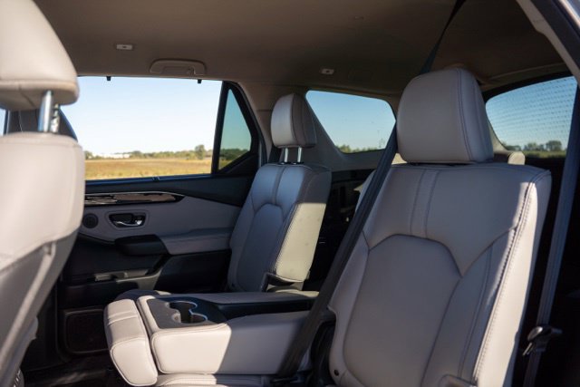 Used 2025 Honda Pilot EX-L image 15