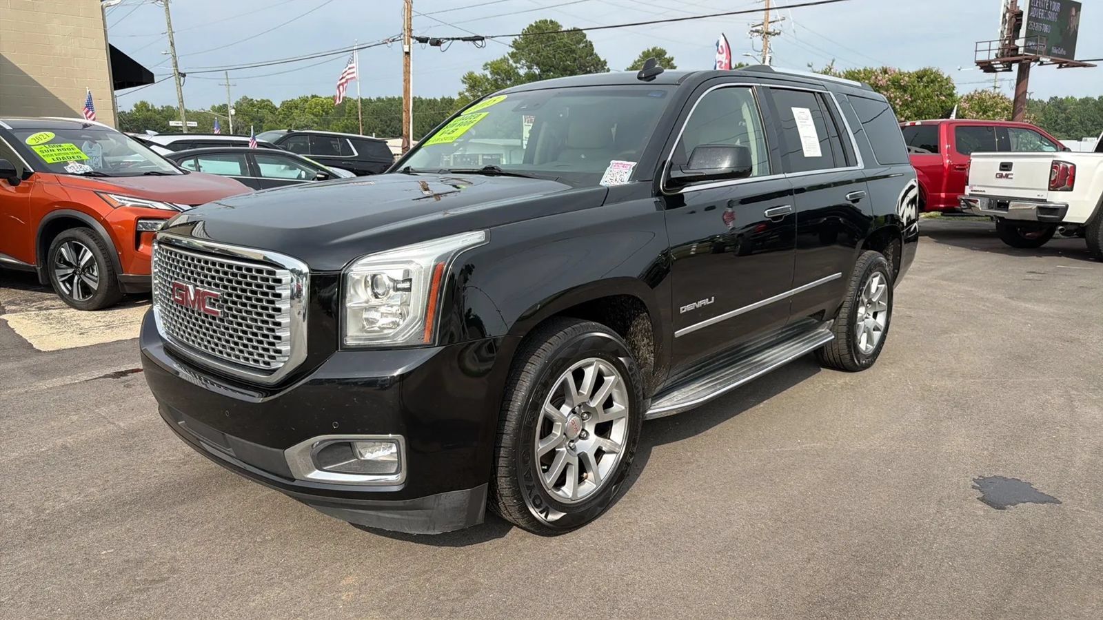 Used 2015 GMC Yukon Denali RWD image 4