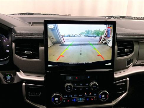 Used 2022 Ford Expedition XLT RWD image 24