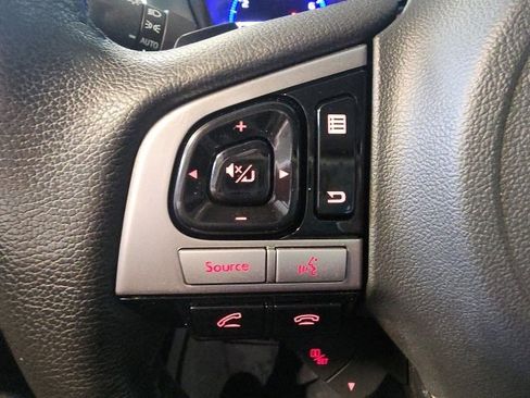 Used 2017 Subaru Outback 3.6R Touring image 33