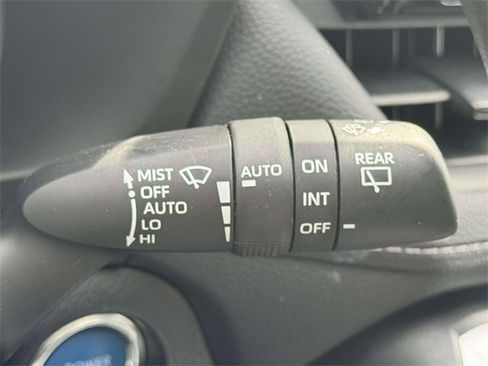 Used 2022 Toyota RAV4 XLE image 24