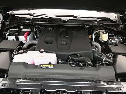 New 2026 Toyota Tundra 1794 Edition w/ TRD Off-Road Package AWD/4WD image 18