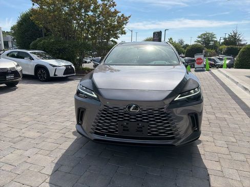 Used 2023 Lexus RX 350 w/ Accessory Package (2T) AWD/4WD image 3