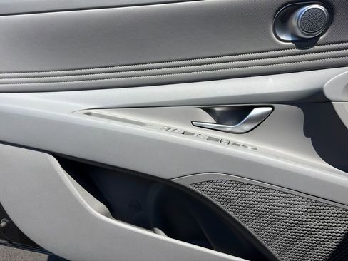 New 2026 Hyundai Elantra Sport FWD image 10