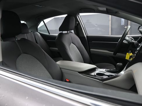 Certified 2023 Toyota Camry LE image 21