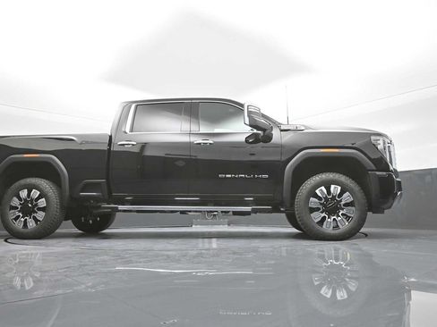 New 2026 GMC Sierra 2500 Denali w/ Technology Package AWD/4WD image 45