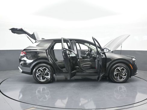 Used 2023 Kia Sportage LX image 70