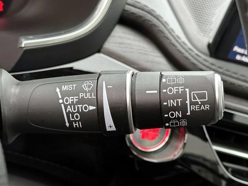 Used 2025 Acura MDX SH-AWD w/ Advance Package image 26