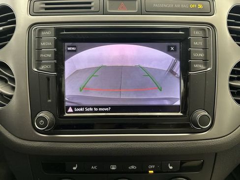 Used 2017 Volkswagen Tiguan S AWD/4WD image 25