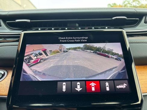 Used 2023 Jeep Grand Cherokee L Summit image 24