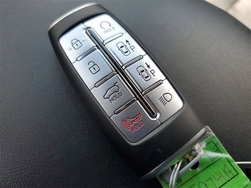 Used 2022 Genesis GV70 2.5T w/ Advanced Package image 27