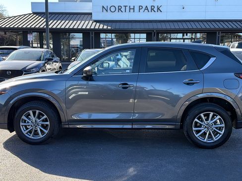 Used 2024 MAZDA CX-5 AWD 2.5 S w/ Preferred Package image 5