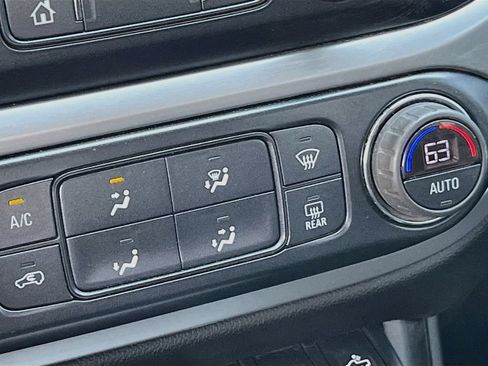 Used 2019 Chevrolet Colorado ZR2 AWD/4WD image 15