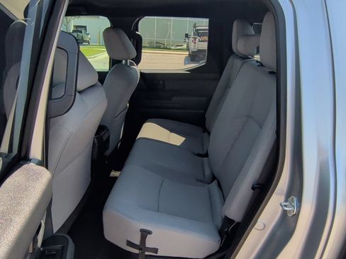 Used 2024 Toyota Tacoma SR5 RWD image 33