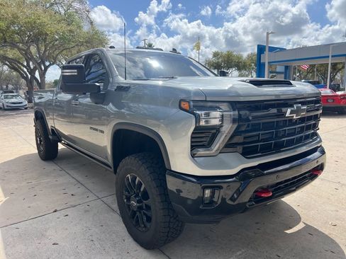 Used 2025 Chevrolet Silverado 2500 LTZ w/ Trail Boss Package image 5
