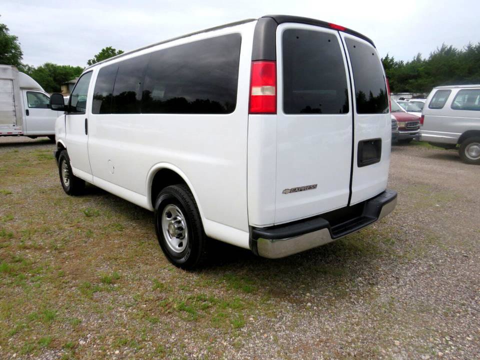 Used 2014 Chevrolet Express 2500 LT w/ LT Preferred Equipment Group RWD image 6
