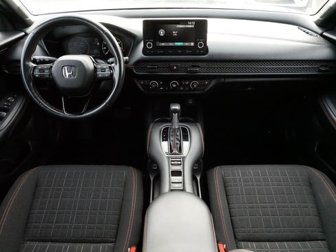 Used 2023 Honda HR-V Sport image 10