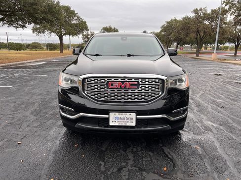Used 2019 GMC Acadia Denali w/ Technology Package image 4