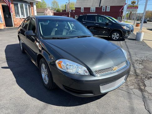 Used 2015 Chevrolet Impala Limited LS FWD image 3