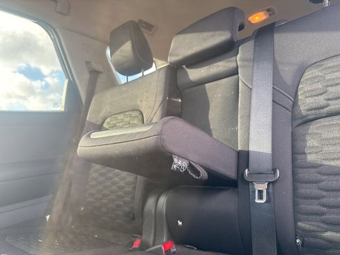 Certified 2022 Nissan Pathfinder S image 21