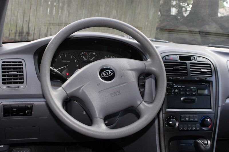 Used 2006 Kia Optima EX FWD image 16