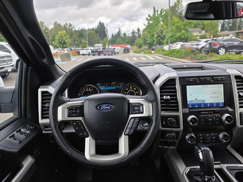 Used 2020 Ford F150 Lariat w/ Equipment Group 502A Luxury AWD/4WD image 11