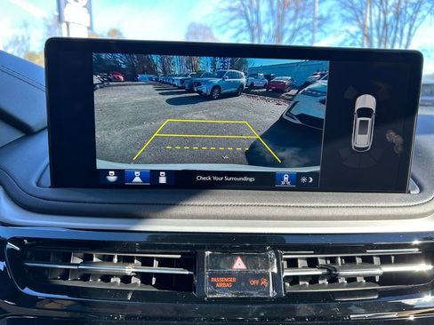 New 2026 Acura MDX SH-AWD image 18