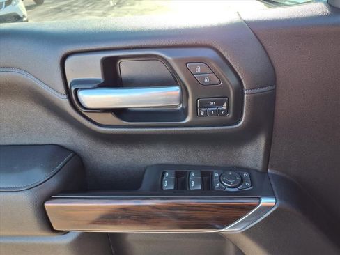 Used 2021 GMC Sierra 1500 SLT w/ SLT Premium Plus Package image 17