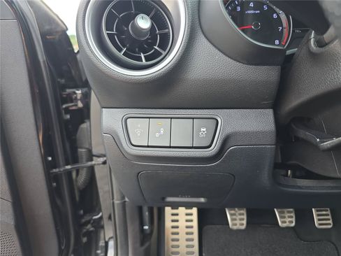 Used 2022 Kia Forte GT FWD image 34