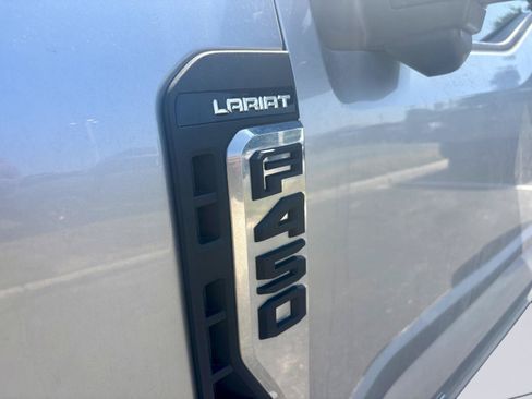 Used 2024 Ford F450 Lariat w/ Lariat Ultimate Package AWD/4WD image 7