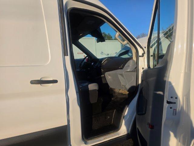 Used 2018 Ford Transit 250 148 Medium Roof w/ Exterior Upgrade Package RWD image 29