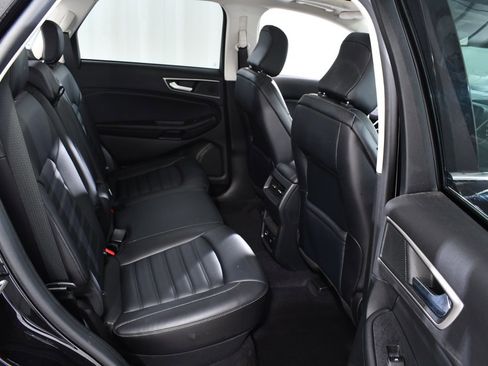 Used 2022 Ford Edge SEL w/ Convenience Package image 19