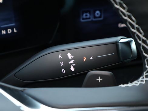 New 2026 Chevrolet Traverse High Country AWD/4WD image 18