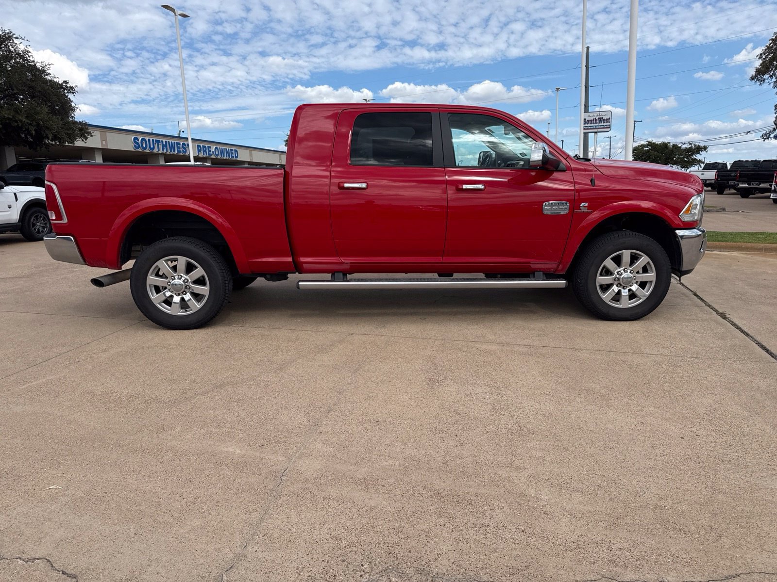 Used 2014 RAM 2500 Longhorn w/ Protection Group AWD/4WD image 8