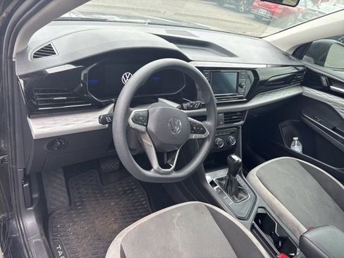 Used 2022 Volkswagen Taos S image 10