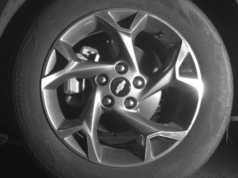 Used 2025 Chevrolet Trax LT w/ LT Convenience Package FWD image 12