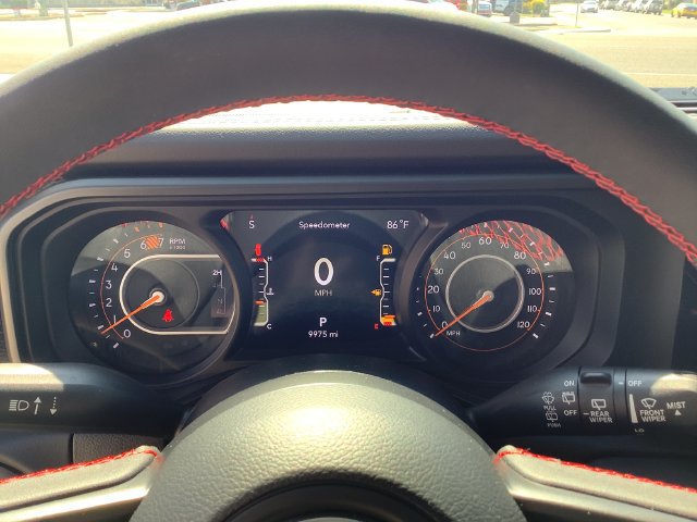 Used 2024 Jeep Wrangler Unlimited Rubicon w/ Safety Group AWD/4WD image 14