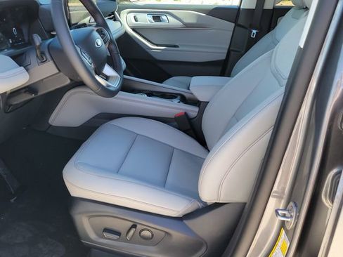 New 2026 Ford Explorer Active image 6