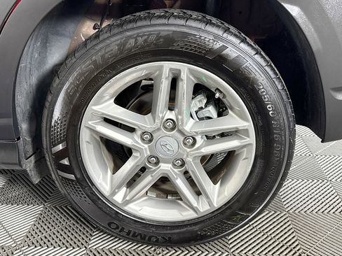 Used 2023 Hyundai Kona SE FWD image 35