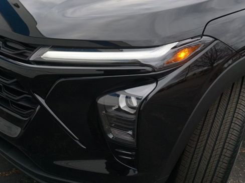 New 2026 Chevrolet Trax LT image 27