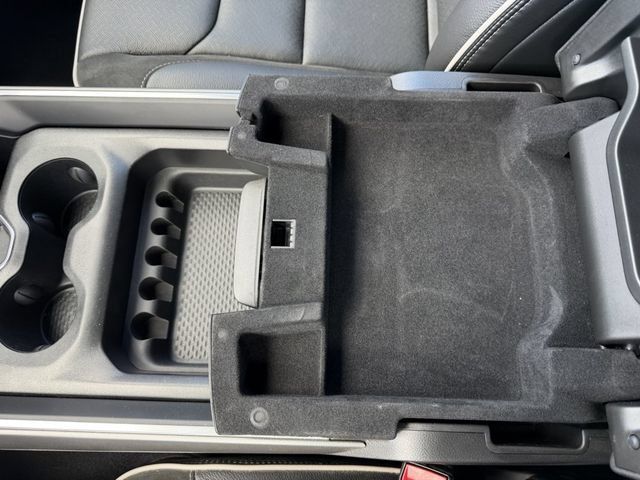 Used 2026 RAM 1500 Laramie AWD/4WD image 26