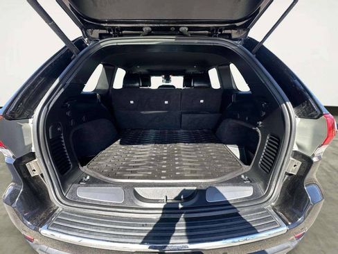 Used 2016 Jeep Grand Cherokee Limited AWD/4WD image 10