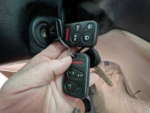 Used 2004 Honda Odyssey EX image 41