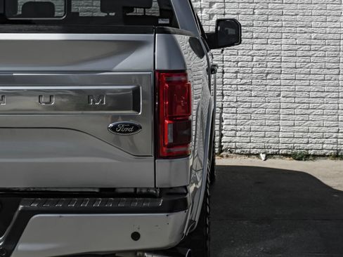 Used 2015 Ford F150 Platinum w/ Equipment Group 701A Luxury AWD/4WD image 43