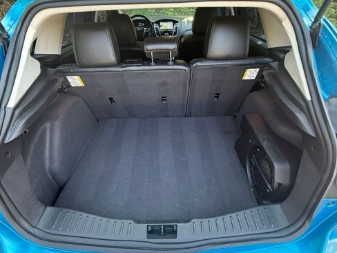 Used 2012 Ford Focus Titanium FWD image 38