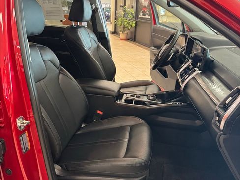 Used 2023 Kia Sorento EX image 30